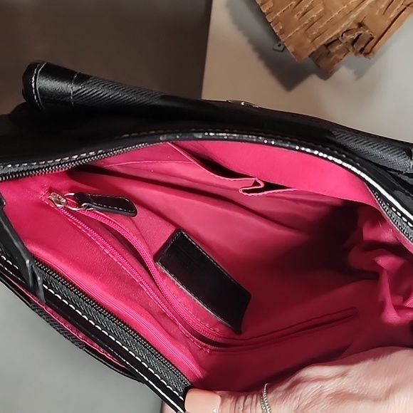 Coach Signature Crossbody Bag -Like NEW - Picture 9 of 10